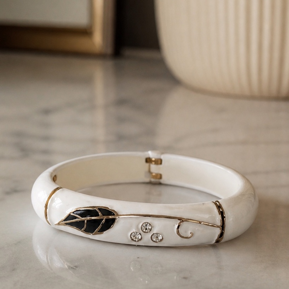 White Enamel Hinged Bangle Bracelet  (BR333/6)